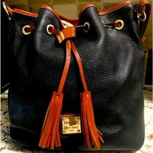 Dooney & Bourke purse